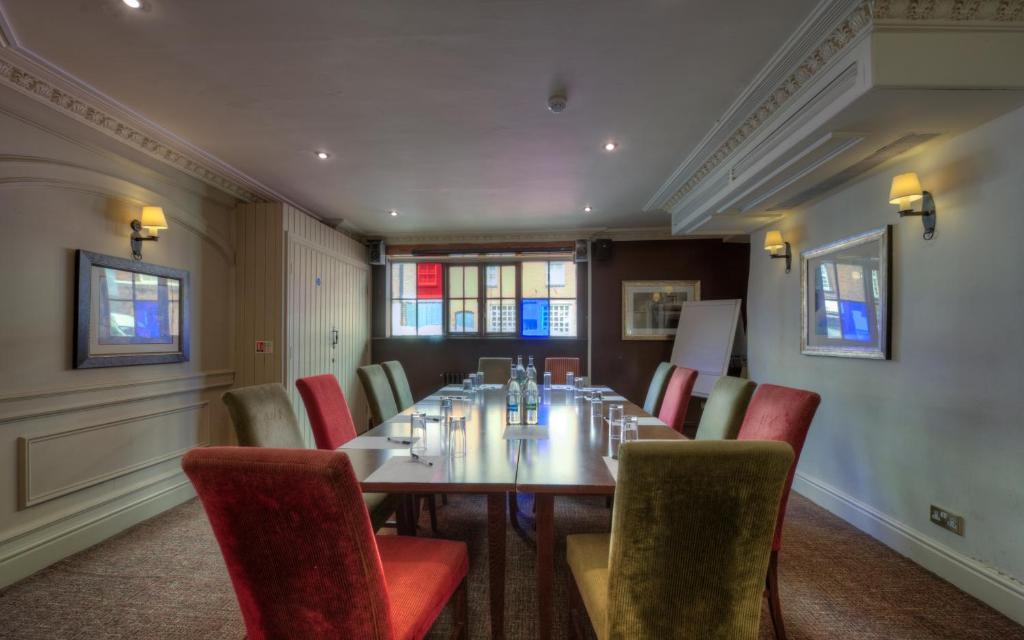 فندق Dog & Partridge By Chef & Brewer Collection Tutbury المظهر الخارجي الصورة
